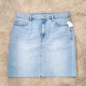 NWT Gap denim high waisted mini skirt-size 14